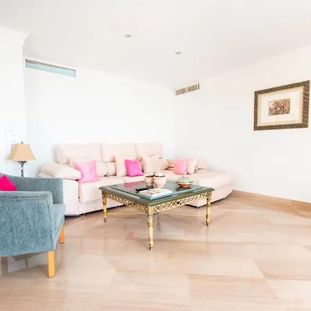 Sunbeach Sol Y Playa Apartment *